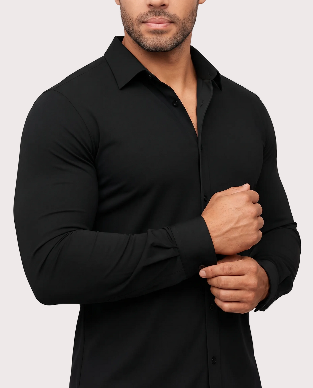 La camisa de vestir elástica